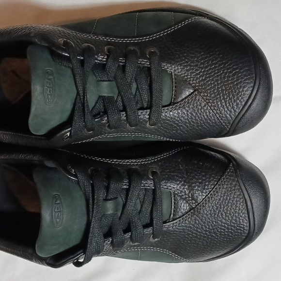 KEEN Presidio Womens Black Leather Shoes Size 9 - Picture 2 of 7